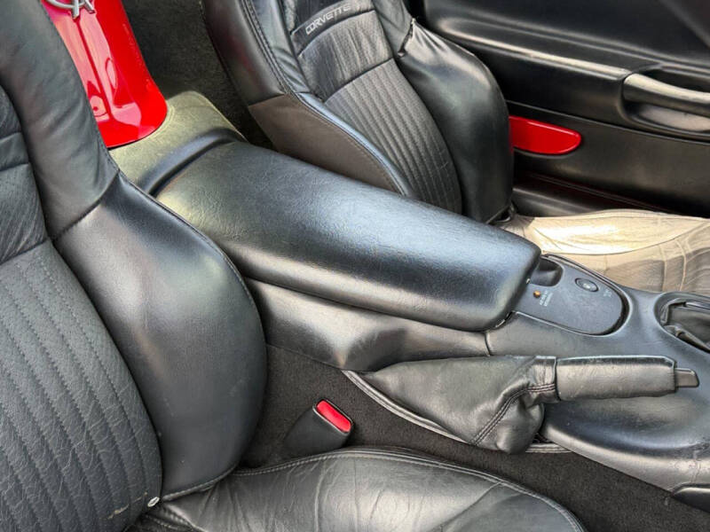 2003 Chevrolet Corvette