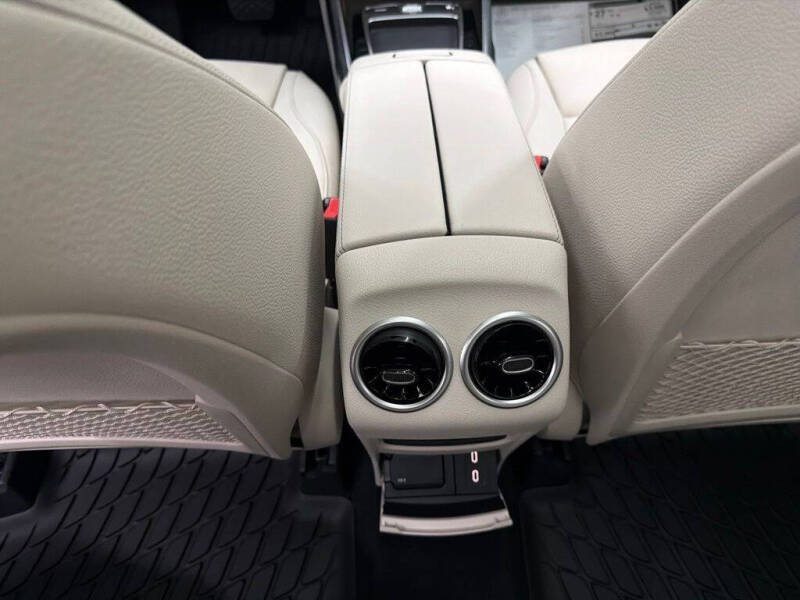 2026 Mercedes-Benz GLB GLB 250 4MATIC