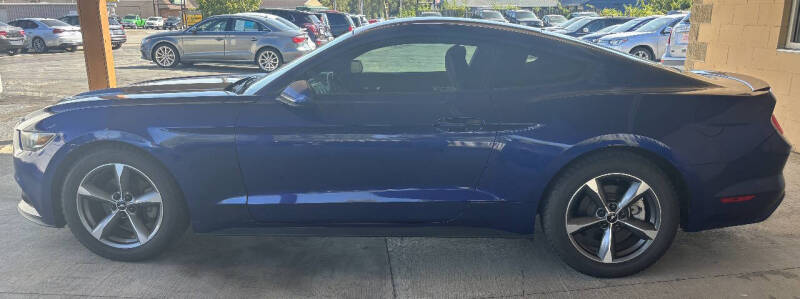 2016 Ford Mustang V6