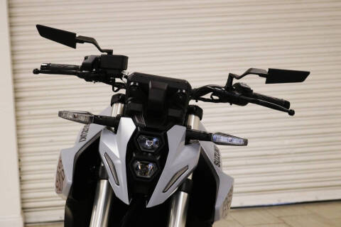2024 Suzuki GSX800RQMs