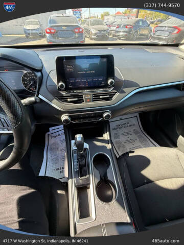 2022 Nissan Altima 2.5 SV