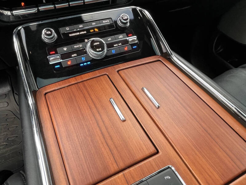 2019 Lincoln Navigator L Reserve