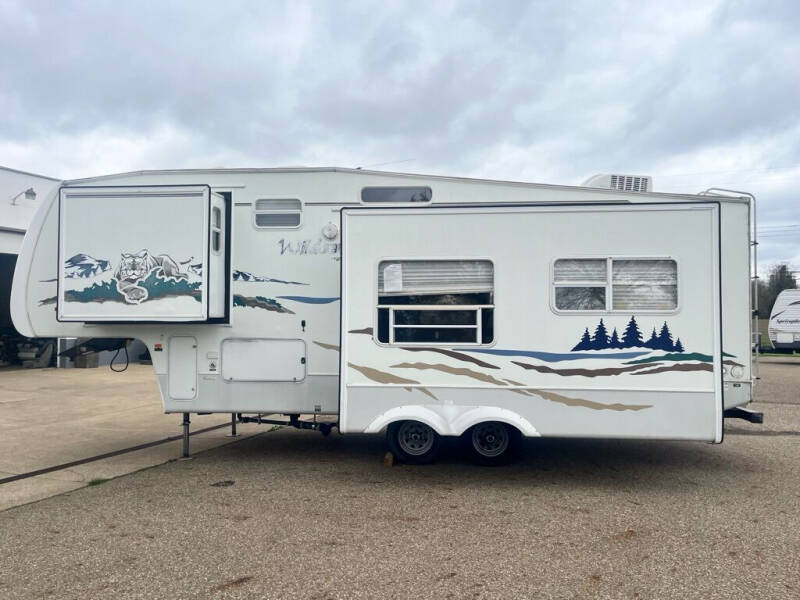 2005 Forest River WILDCAT CAMPER