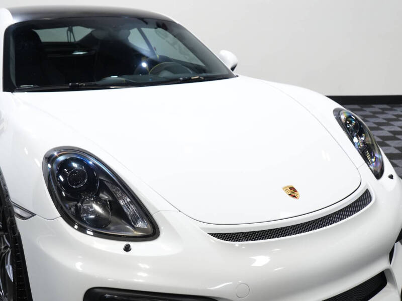 2016 Porsche Cayman GT4