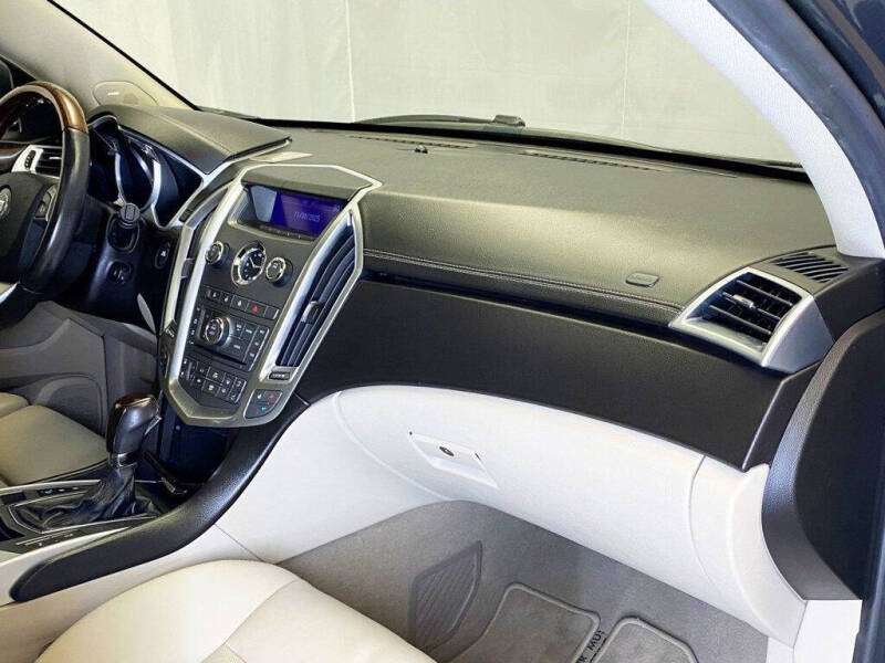 2010 Cadillac SRX Luxury Collection