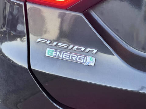 2014 Ford Fusion Energi SE
