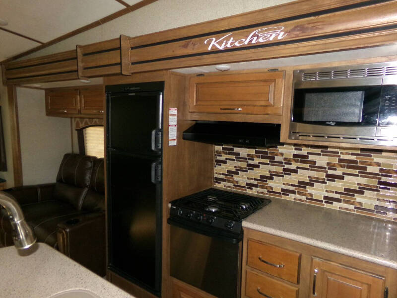 2019 Keystone RV Laredo