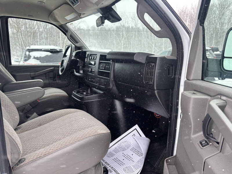 2019 Chevrolet Express LT 2500