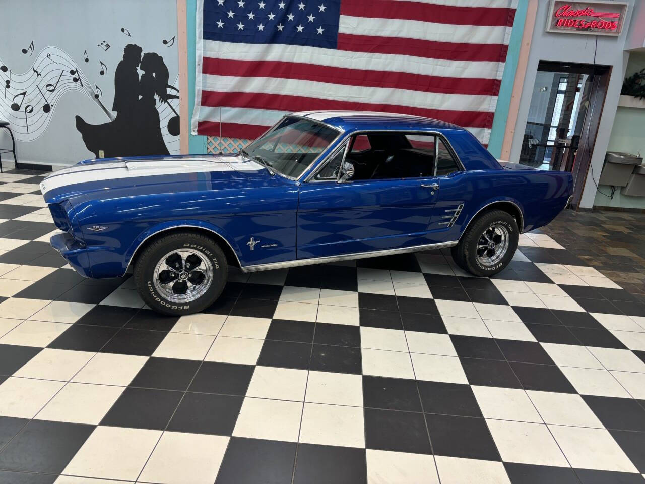 1966 Ford Mustang 4