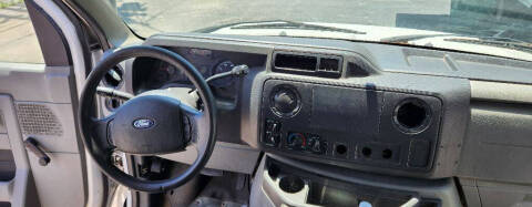 2012 Ford E-Series E-450 SD