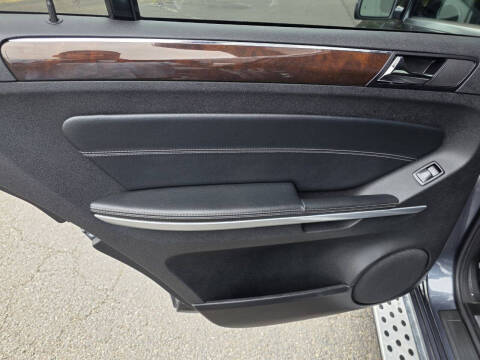 2012 Mercedes-Benz GL-Class GL 350 BlueTEC