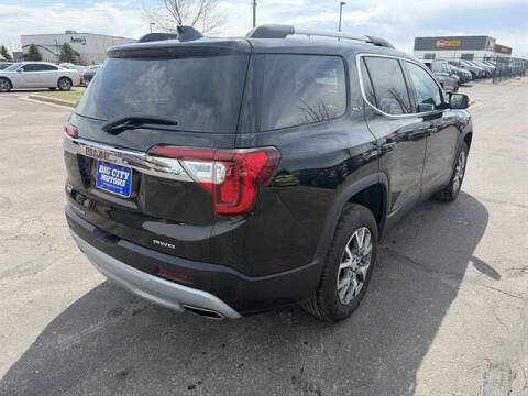 2023 GMC Acadia SLT