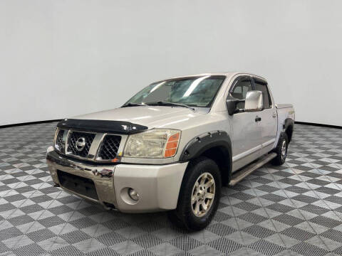 2004 Nissan Titan LE