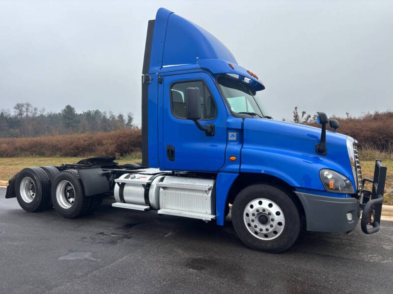 2020 Freightliner Cascadia