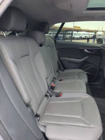 2019 Audi Q8 quattro Premium Plus 55 TFSI