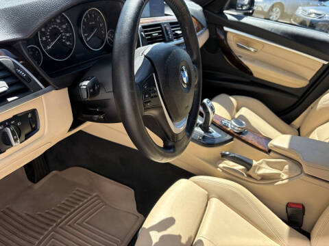 2017 BMW 3 Series 330i xDrive