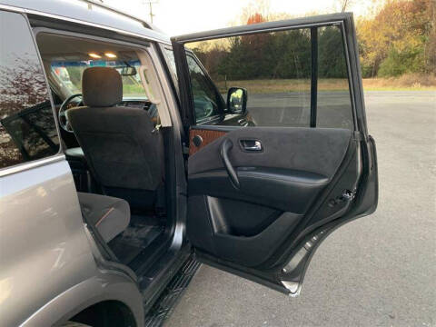 2017 Nissan Armada SV