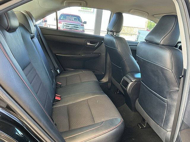 2016 Toyota Camry XLE