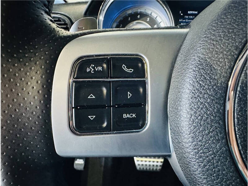 2014 Chrysler 300 SRT8