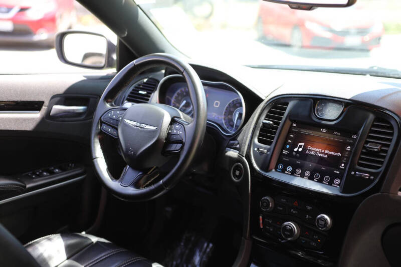 2021 Chrysler 300 S V6