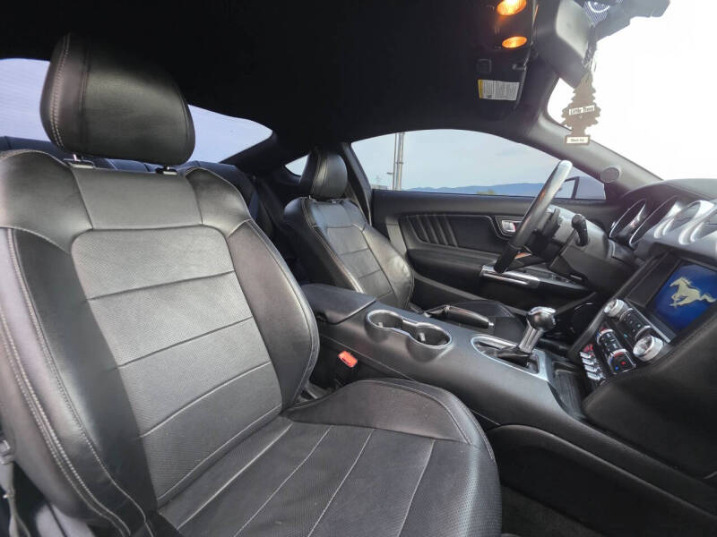 2018 Ford Mustang