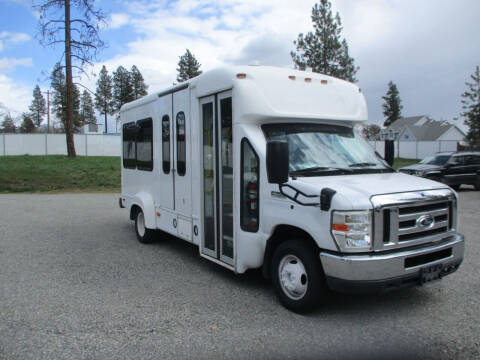 2017 Ford E350 SHUTTLE BUS W WHEEL CHAIR