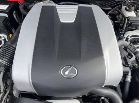 2024 Lexus IS 300