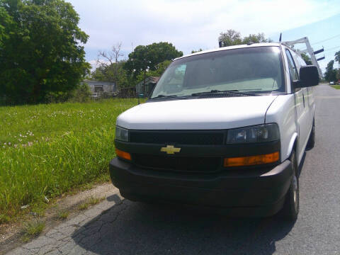 2023 Chevrolet Express 2500