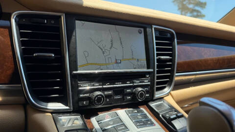 2011 Porsche Panamera 4