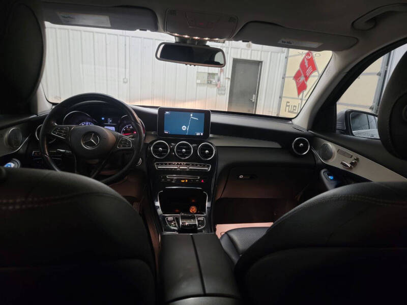2017 Mercedes-Benz GLC GLC 300 4MATIC