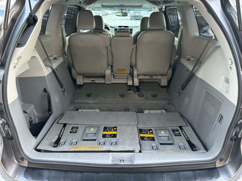 2013 Toyota Sienna