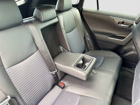 2025 Toyota RAV4 Hybrid XSE