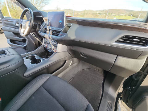 2022 GMC Yukon XL SLE