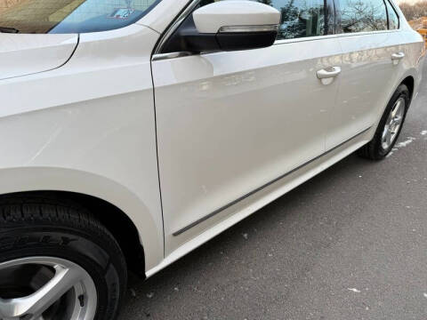 2013 Volkswagen Passat TDI SEL Premium