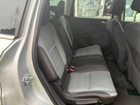 2015 Ford Escape SE