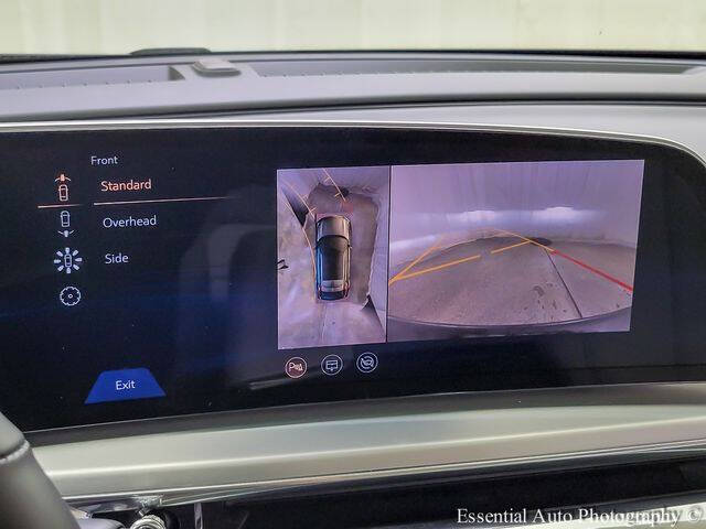 2024 Cadillac LYRIQ Luxury 1