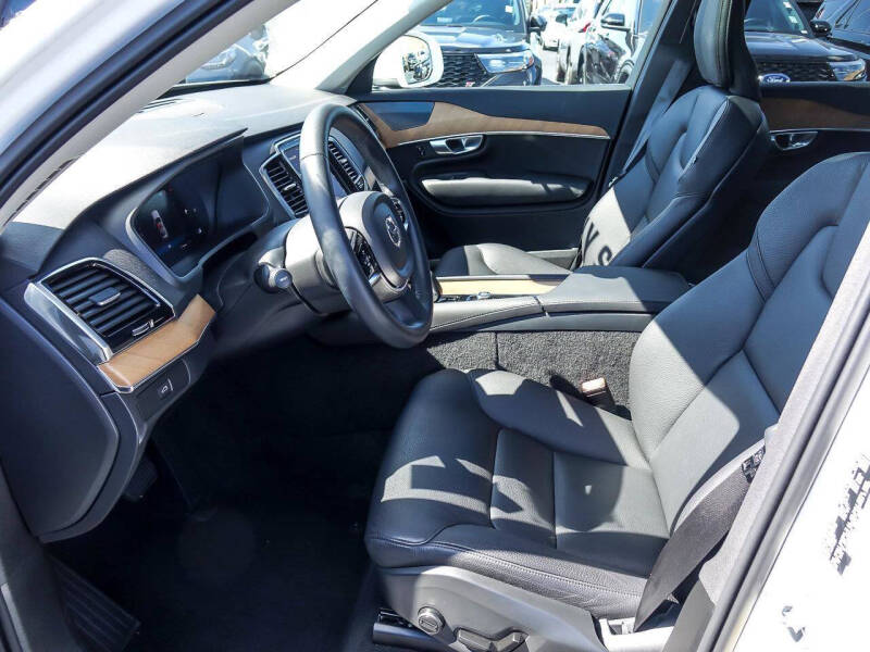 2024 Volvo XC90 B6 Plus Bright Theme 6P