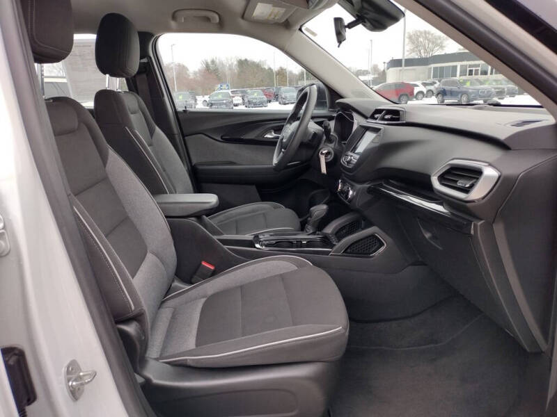 2023 Chevrolet TrailBlazer LS