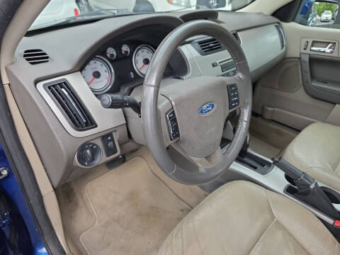 2008 Ford Focus SES