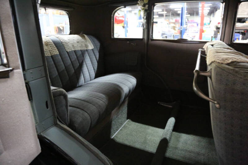 1929 Packard 8 LIMOUSINE