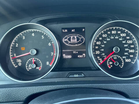 2018 Volkswagen Golf TSI SE