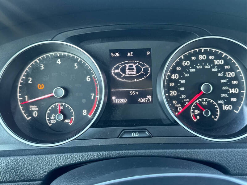 2018 Volkswagen Golf TSI SE