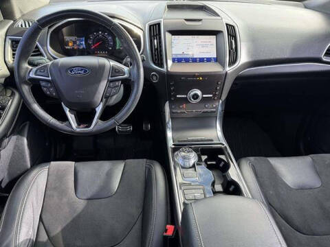 2020 Ford Edge ST