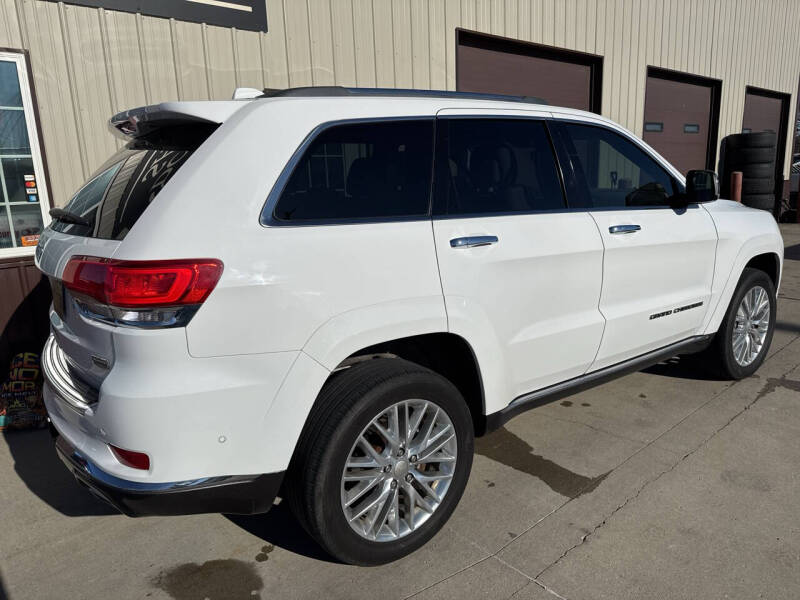 2018 Jeep Grand Cherokee Summit