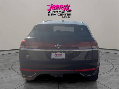 2024 Volkswagen Atlas Cross Sport SE 4Motion