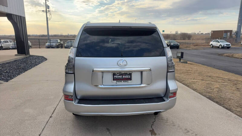2016 Lexus GX 460