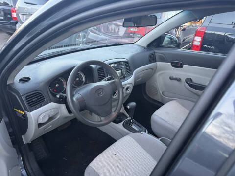 2009 Hyundai Accent GLS