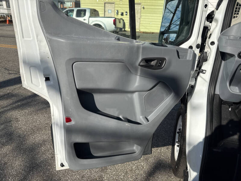 2019 Ford Transit Van Base photo 18