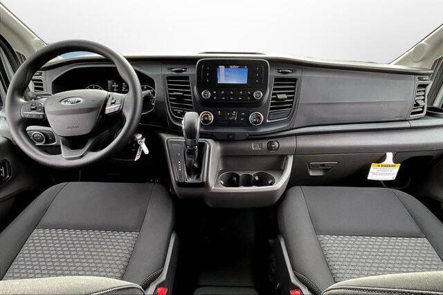 2025 Ford Transit 250
