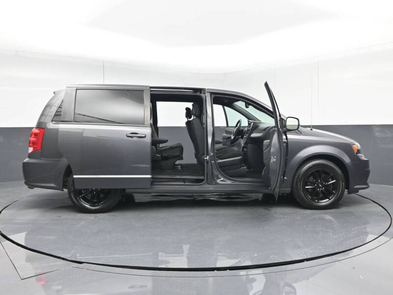 2019 Dodge Grand Caravan SE Plus